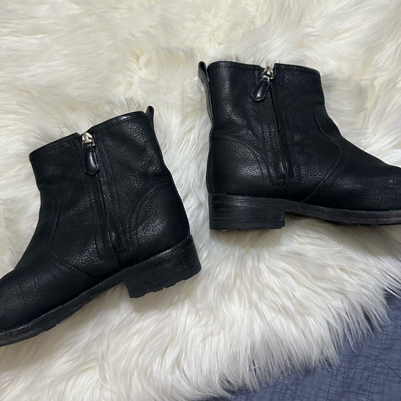 Tory Burch Simone Black Leather Ankle Boot Bootie Shoes Size 8 - Picture 6 of 12